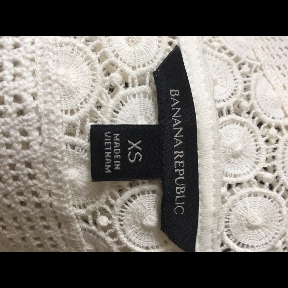 Lace top - Picture 3 of 4